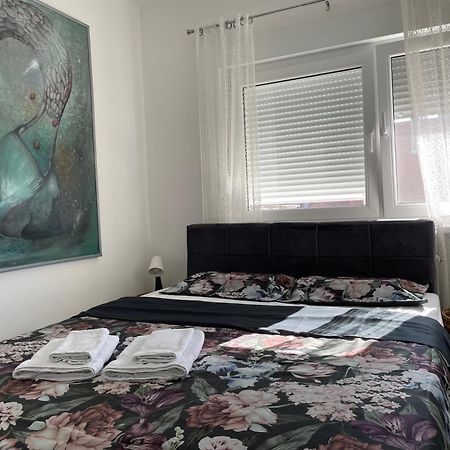 Sunny Apartment Вършац Екстериор снимка