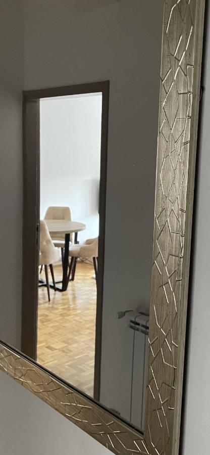 Sunny Apartment Вършац Екстериор снимка