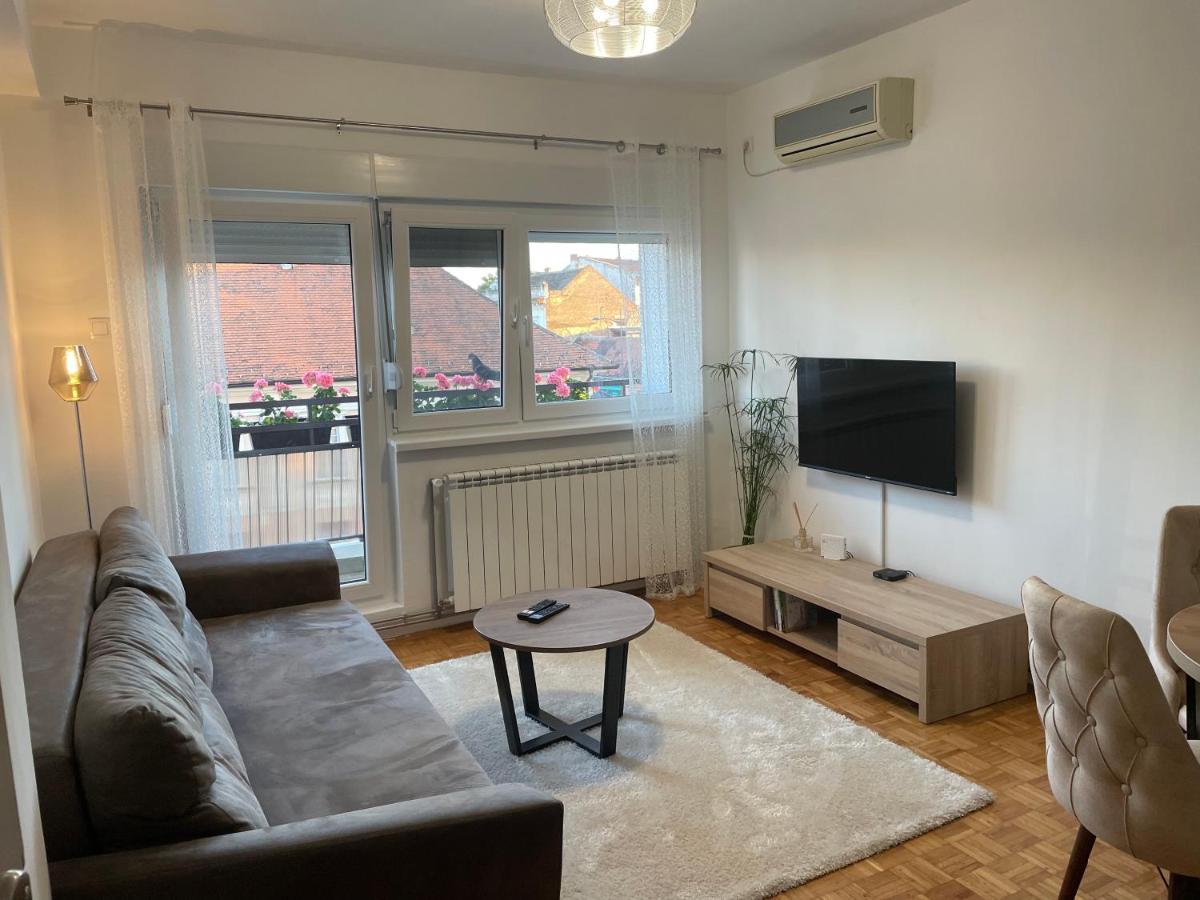Sunny Apartment Вършац Екстериор снимка